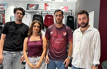 Kemal Rüzgar, Elazığ Store'da taraftarlarla buluştu