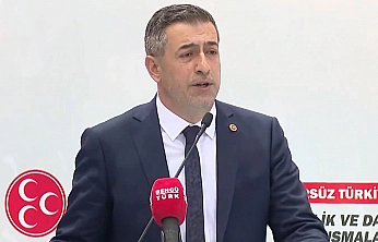 Kimse dili bağlı siyasetçi beklemesin