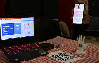 Lise öğrencileri geliştirdi: Alzheimer hastaları artık QR sistemi ile güvende kalacak