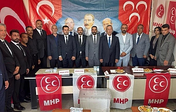 MHP Alacakaya'da İrfan Özer başkan seçildi