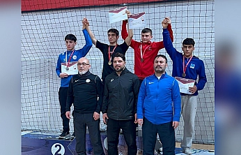 Okul sporları B Gençler Güreş Grup müsabakaları tamamlandı