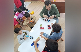 Paylaşarak büyüyorlar: Minik kalplerden anlamlı bir ziyaret