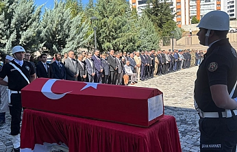 Polis Memuru Mert Ozan Şindi Elazığ'da düzenlenen törenle uğurlandı