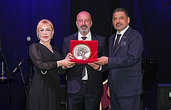 Prof. Dr. Açık: 'Türkiye'nin yeni büyüme hikayesinin Anadolu'da yazılması için sorumluluk alıyoruz'
