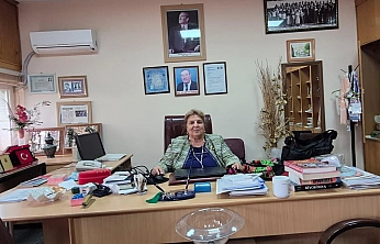 PROF. DR. Sema Temizer Ozan 2025-2026 Yılı Akademik Açılış Töreni ve Cumhuriyetin 50.yıl yürüyüşü ve 50. yıl anıtı açılışına katıldı