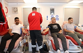 Tunceli'de kan bağışı seferberliği: her bağışa fidan hediyesi