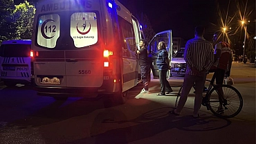 Parkta üvey babasını bıçaklayan genç gözaltına alındı