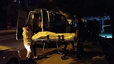 Yaşlı adam ağaca asılı halde ölü bulundu