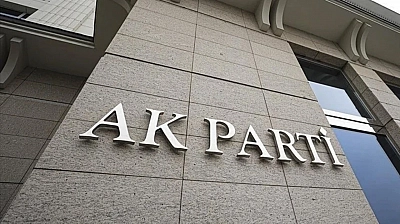 AK Parti 4 il başkanı görevden alındı