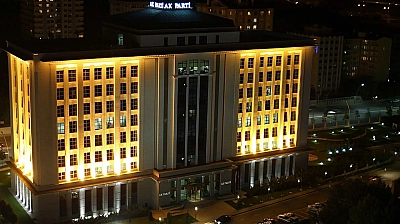 Ak Parti'de 'kim konuşacak' krizi