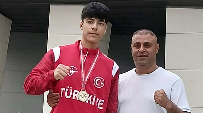 Batumi Open Şampiyonası'nda Elazığlı Direnç zirvede