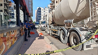 Beton mikserinin ezdiği bir kişi feci şekilde hayatını kaybetti