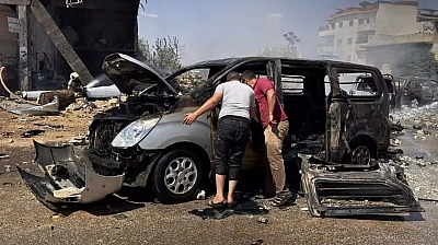 Bomba yüklü araç patladı: 5 ölü
