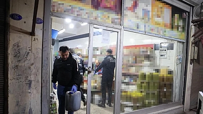 Depo değil çöplük gibi: Yetkililer devreye girdi