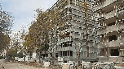 Elazığ'da facia: Dengesini kaybeden işçi inşaattan düştü