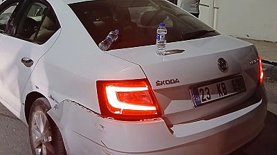 Elazığ'da sürücü aynı araca iki kez çarptı!