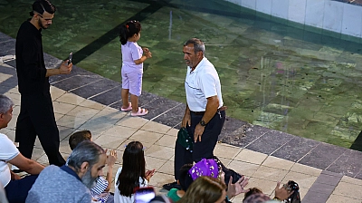 Elazığ'da ustasının bir cümlesi hayatını değiştirdi: 54 yıldır halay çekiyor