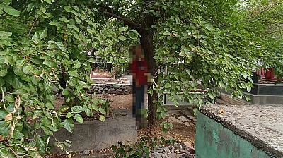 Mezarlıkta ağaçta asılı ceset bulundu