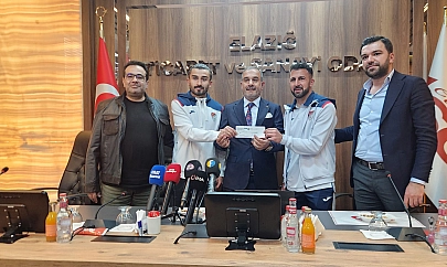 Başkan Alan: Katkı sunan herkese forma hediye edeceğiz