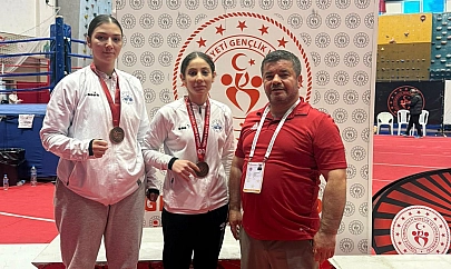 Elazığ'a Samsun'dan 2 madalya