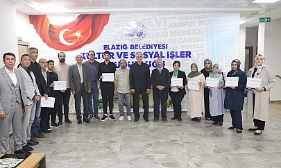 Elazığ Belediyesi yazarlık Atölyesi'nde sertifika töreni