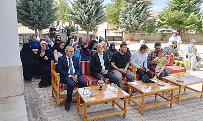Elazığ'da 4 -6 yaş Kur'an kursunda mezuniyet heyecanı
