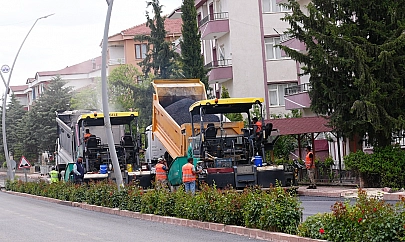 Elazığ'da asfaltlama seferberliği hız kazandı