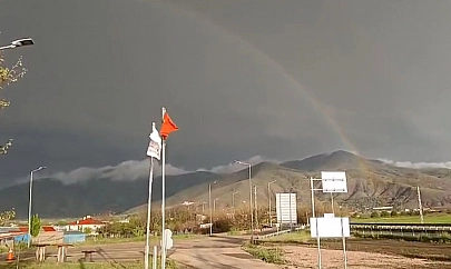 Elazığ'da gökkuşağı görenleri hayran bıraktı