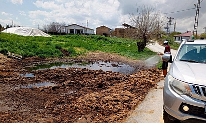 Elazığ'da larva ilaçlama çalışmaları sürüyor