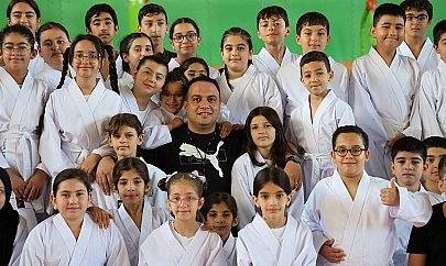 Elazığ'da Milli antrenör polisten örnek davranış