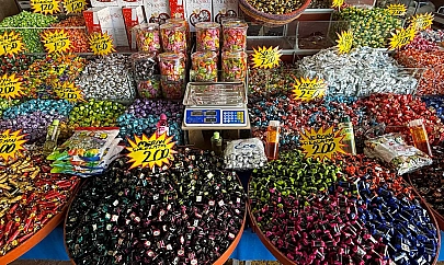 Elazığ'da tezgahlar rengarenk