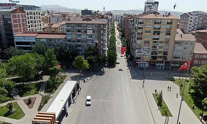Elazığ'da vatandaş duyarlılığı: Yüklü para buldu sahibi arıyor