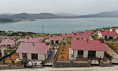 Elazığ'daki bu deprem konutları tatil köyü gibi