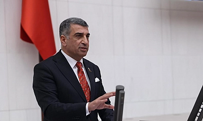 Elazığ'daki siyasi durgunluğu Gürsel Erol bozdu