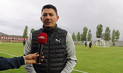Fırat Gül: 'Kupayı kaldırmak için üç maçımız kaldı'