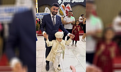 Öztürk ailesinin mutlu günü