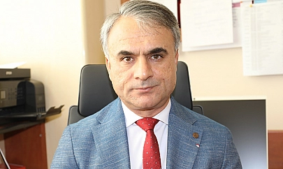 Prof. Dr. Gözel: 'Hiperkolesterolemi hastaları yağdan ve şekerden fakir beslenmeleri gerekiyor'