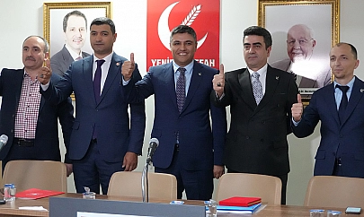 Yeniden Refah Partisi Elazığ Merkez İlçe Başkanlığı'nda Devir Teslim Töreni Gerçekleştirildi