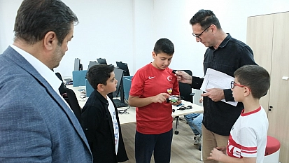 Elazığ Belediyesi Dijital Gençlik Merkezi'nde eğitimler başladı