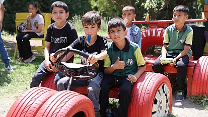 Elazığ'da çocuklar Geri Dönüşüm Parkı'nda doyasıya eğlendi