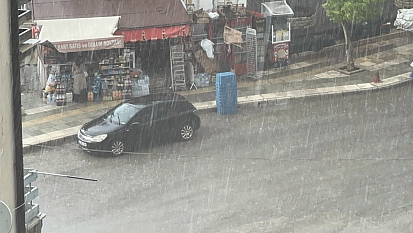 Elazığ'da sağanak ve dolu etkili oldu
