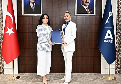 Anahtar Parti Elazığ İl Kadın Kolları Başkanlığı'na Burcu Güngör atandı