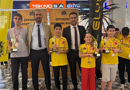 Elazığ'da geleneksel satranç turnuvası: 9 Şehirden 139 sporcu mücadele etti