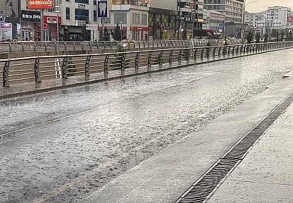 Elazığ'da sağanak yağış etkili oldu