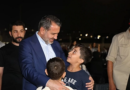 Elazığ'da yaz etkinliklerine yoğun ilgi, Başkan Şerifoğulları'na sevgi seli