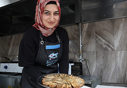 Elazığ'da 'kadın başına yapamazsın' dediler, siparişlere yetişemez oldu