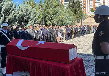 Polis Memuru Mert Ozan Şindi Elazığ'da düzenlenen törenle uğurlandı