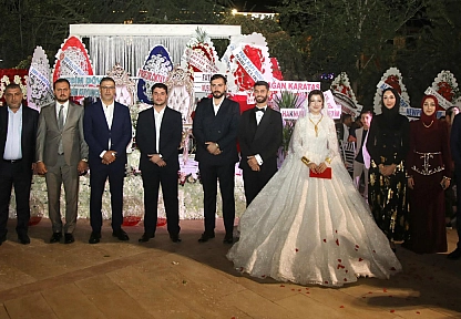 Tunç ve Durak ailelerinin mutlu günü