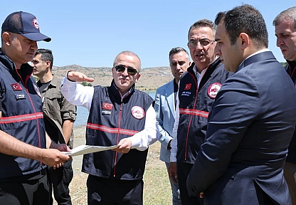 Vali Hatipoğlu'ndan Plajköy'de proje denetimi