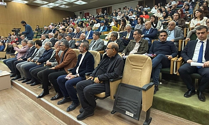 28. Uluslararası Hazar Şiir Akşamları panel ile başladı